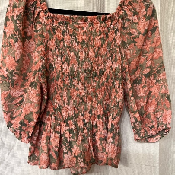 Nannette Tops - Fall cottage witch Smocked Puff Sleeve floral peasant Blouse size medium